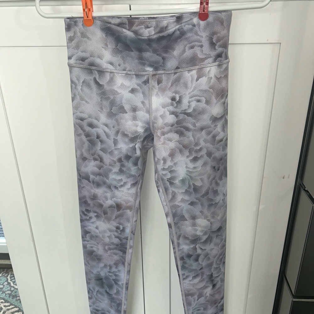 Athleta Girl Floral Patterned Leggings